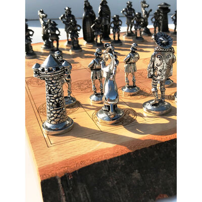 Native Collection Chess Board in Oak Presentation Box